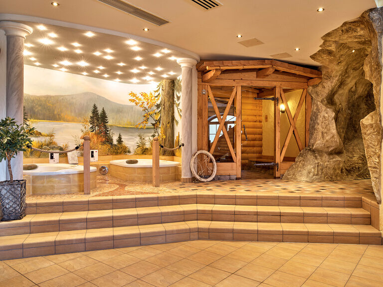 Saunalandschaft im Wellnessbereich des Hotels St. Gunther im Bayerischen Wald
